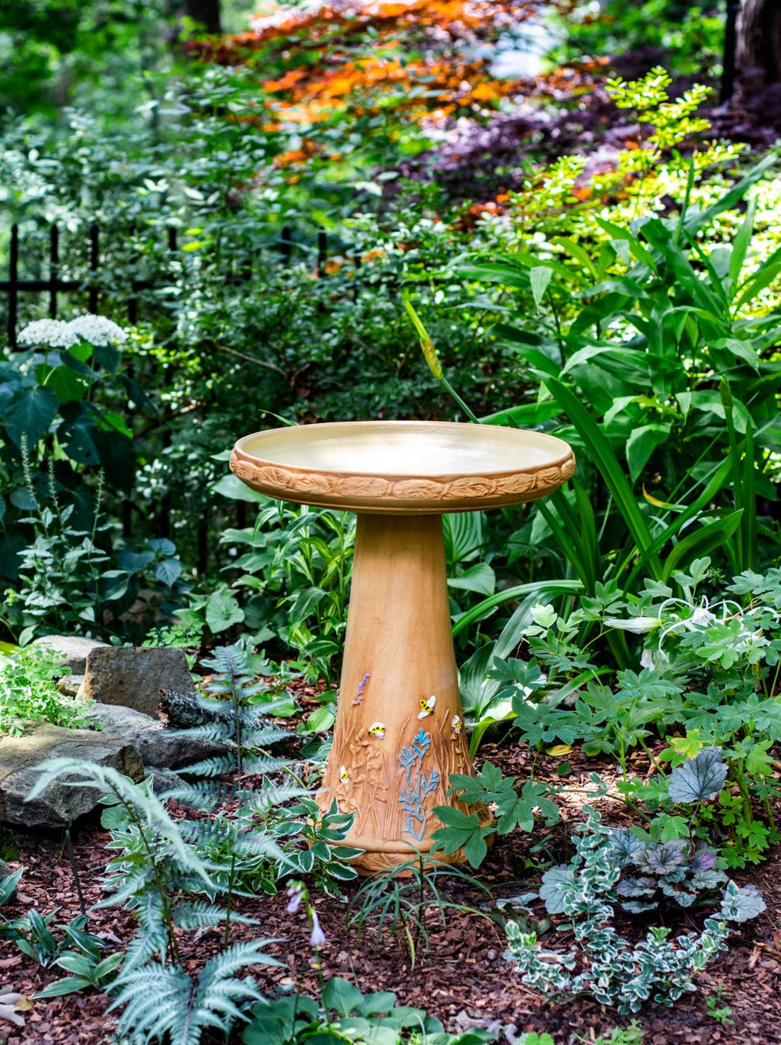 hand painted ceramic birdbath set with garden bee&